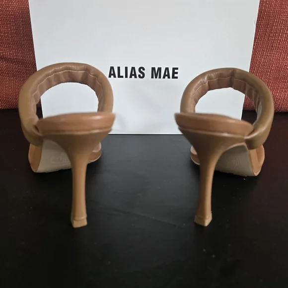 Alias Mae Women's Brown Heels - Picture 5 of 5